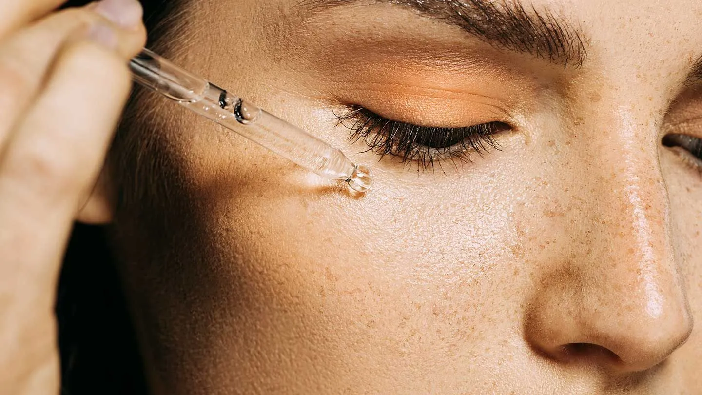 Công dụng retinol: Hướng dẫn toàn diện cho làn da tươi trẻ